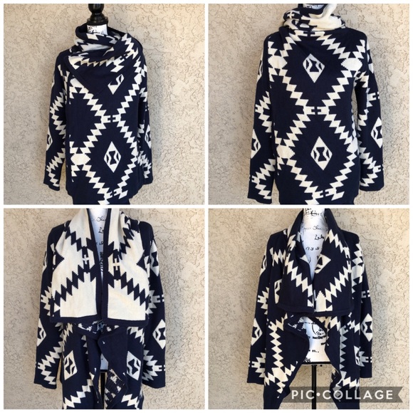 Blue Rain Sweaters - Blue Rain Navy & Cream Open Sweater size M